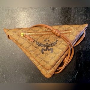 MCM HIMMEL TRIANGLE POUCH